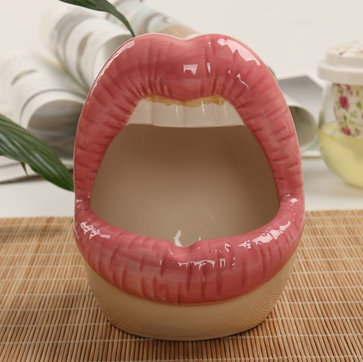 Ceramic ashtray